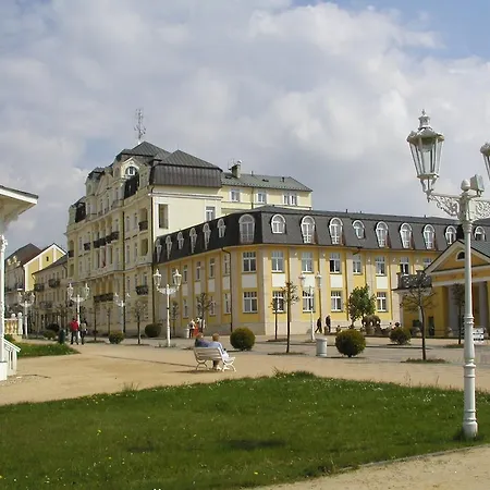 Vll - Lazensky Dum Kijev Hotel Františkovy Lázně